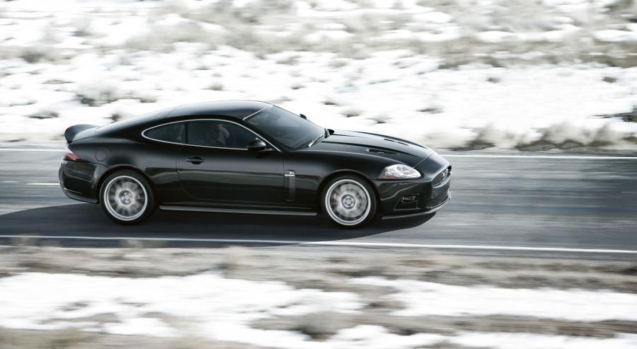  Jaguar XKR-S 2008 года  (фото 12 из 27)